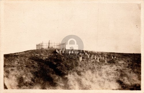 Monument general custer - to,